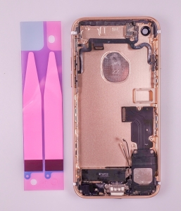 Kryt baterie + střední iPhone 7 (4,7) originál barva gold - OSAZENÝ