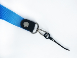 Šňůrka na mobilní telefon s karabinou, šířka 2 cm, barva modrá