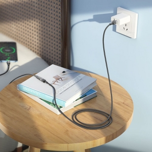 Adaptér HOCO (U107) USB C (male) na USB C (female), délka 1,2 m, barva černá