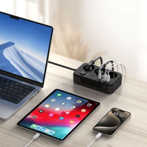 Cestovní nabíječ TechProtect PC3X6, 3x USB C, 3x USB, 3x zásuvka, délka kabelu 200cm, barva černá