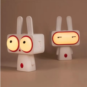 LED stolní lampička BIGI Rabbit, časovač, bílá