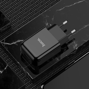 Cestovní nabíječ HOCO N2 Vigour 1x USB A (2A), barva černá